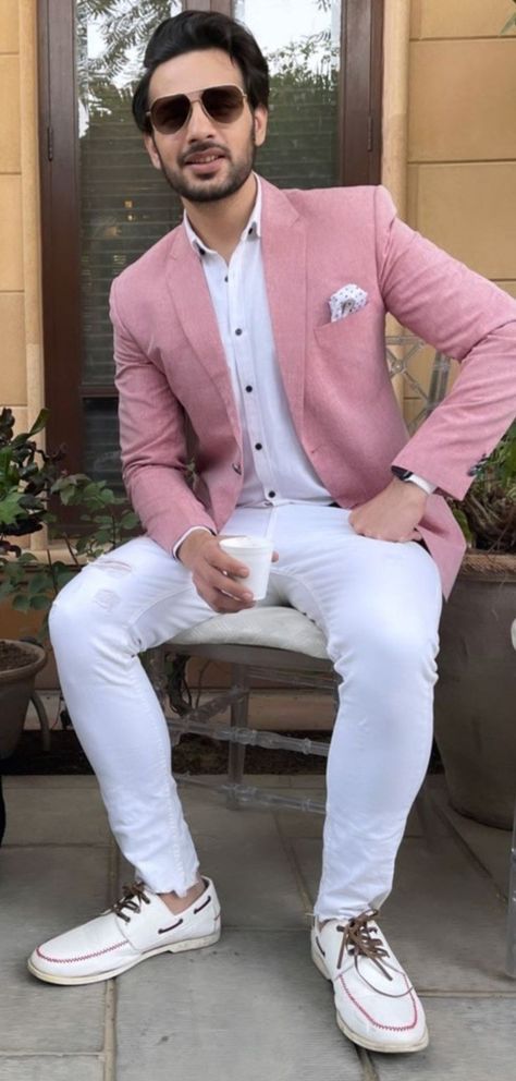 Semi Formal Pink Outfit Men, Wedding Court For Men, Pink Sports Coat Outfit Men, Peach Blazer Outfit Men, Formal Fitted Pink Sport Coat, Elegant Pink Blazer For Groom, Pink Blazer Outfit Men, Men’s Pink Blazer Outfit, Casual Blazer Outfits Men