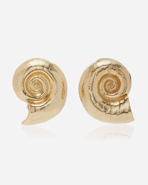 Shell Earrings Summer Earrings, Shell Ocean-inspired Earrings, Gold Shell-shaped Metal Earrings, Ocean-inspired Gold Shell Earrings, Gold Shell-shaped Shell Earrings, Gold Plated Shell-shaped Earrings, Summer Jewelry Trends, Sea Jewelry, Mismatched Earrings