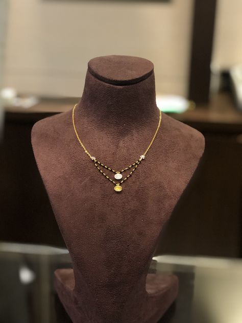 Double Layer Mangalsutra Designs, Daily Wear Black Beads Chain, Trendy Mangalsutra Designs, Modern Mangalsutra, Mangal Sutra, Mangalsutra Design, Black Beads Mangalsutra, Indian Jewelry Earrings, Gold Jewelry Outfits