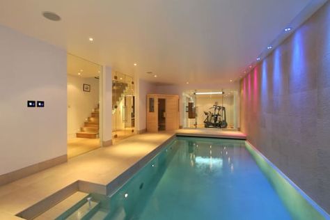 Basement Gym Ideas, Basement Conversion, Indoor Swimming Pool Design, Piscina Interior, Basement Gym, Glass Stairs, Indoor Swimming Pool, Screen House, Basement Pool