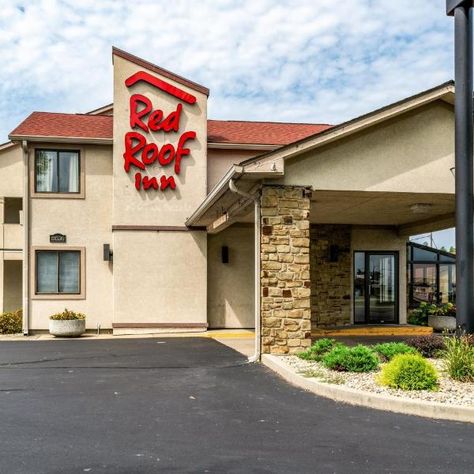 This Taylorsville, Indiana hotel is 4 miles from Camp Atterbury. Each guest room is equipped with a flat-screen cable TV and free WiFi. A microwave and fridge are provided in every room at Red Roof Inn Columbus – Taylorsville. For added convenience, tea and coffee-making facilities are also featured. Guests can enjoy a swim in the seasonal outdoor pool at Columbus – Taylorsville Red Roof Inn. Free bus and truck parking is offered, and free newspapers are available in the lobby of this smoke-free Red Roof Inn, Coffee Making, Red Roof, The Lobby, Cable Tv, Outdoor Pool, Columbus, Lobby, Guest Room