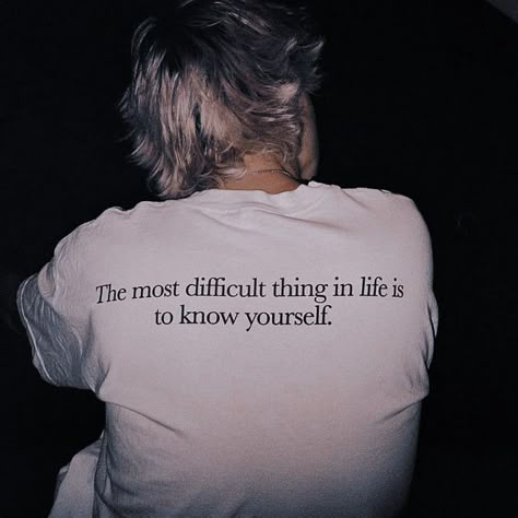 Ge Aldrig Upp, Matt Champion, Boys Of Tommen, Know Yourself, Fashion Quotes, 로고 디자인, Quote Aesthetic, Shirts With Sayings, Words Quotes