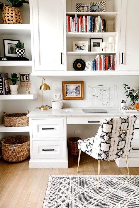 Office Nook Built Ins, Built In Desk Storage, Small Office With Book Shelves, Bookshelves Office Ideas, Built In Office Desk And Cabinets Corner, Build In Desk Home Offices, Small Office With Built Ins, Small Built In Office, Built In Desk With Cabinets