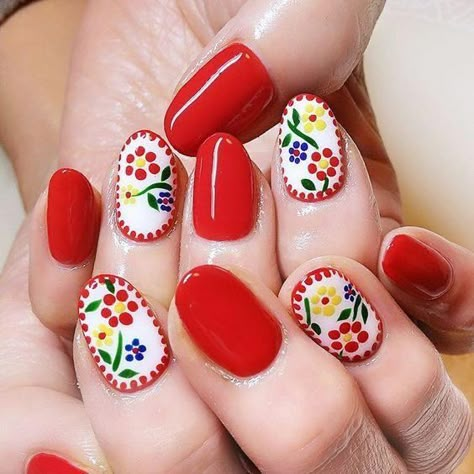 Nail Salon Prices, Mexican Nails, Dot Nail Designs, Polka Dot Nails, Cute Summer Nails, Dots Nails, Her Nails, Red Nail, Toe Nail Designs