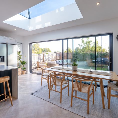 ✨ Open-plan living with this stunning design by Maiia Williams. Open plan kitchen-dining area, enhanced by sleek enlarged lantern rooflights that brings sun light into the room and slimline aluminium sliding doors, seamlessly connecting inside and outside spaces🌿 #ModernLiving #ArchitecturalDesign #MoleseyArchitect #OpenPlanLiving #lowenergyhome Kitchen Extension Ideas, Big Lantern, Outside Spaces, Aluminium Sliding Doors, Open Plan Kitchen Dining, Kitchen Lounge, Kitchen Extension, Sun Light, Roof Light