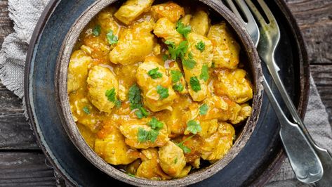 poulet au coco et curry Poulet Curry Coco, Coco Curry, Savoury Food, Coco, Sauce, Paris, Ethnic Recipes, Thermomix