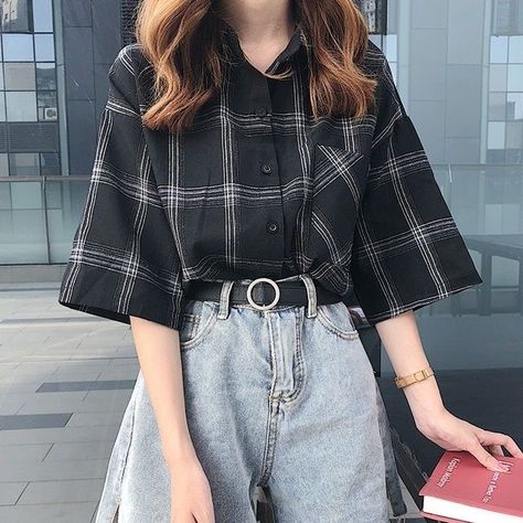 Stile Ragazza Skater, 일본 패션, Tomboy Style Outfits, Indie Outfits, Tomboy Fashion, Inspired Outfits, Mode Vintage, Korean Outfits, Teen Fashion Outfits