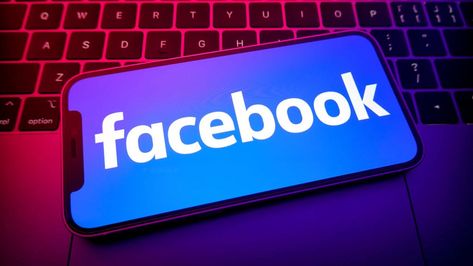 Facebook was accused of illicitly following users onto other websites but users only have until 11:59 p.m. PT to be part of the payout. Social Media Management Services, Data Tracking, Facebook Users, New Employee, Media Sosial, Party Apps, Facebook Marketing, Marketing Plan, Facebook Instagram