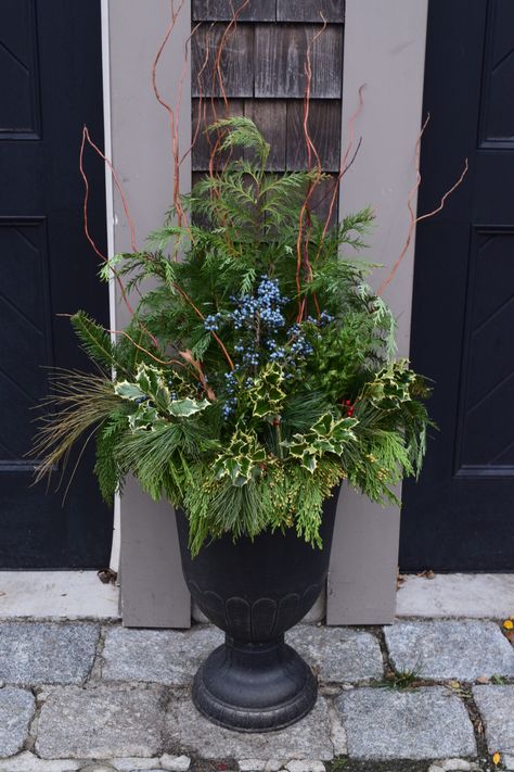 Holiday Decor — Paragon Landscape Construction Front Porch Patio Ideas, Porch Patio Ideas, Planter Front Porch, Porch Gardens, Porch Landscape, Decoration Front Porch, Copper Christmas Decor, Outdoor Holiday Planters, Winter Hanging Baskets