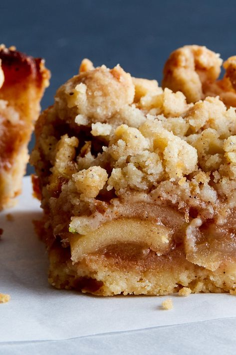 Apple Pie Bars Recipe, Mud Pie Recipe, Cooking Apples, Apple Pie Bars, Pie Bar Recipes, Pie Bars, Nyt Cooking, Pie Bar, Spiced Apples