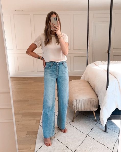 Wide Leg Jeans Outfit Fall, Jackson Instagram, Business Casual Jeans, Wide Leg Jeans Outfit, Jeans Outfit Fall, Fashion Jackson, Fall Denim, Citizens Of Humanity Jeans, I Get It