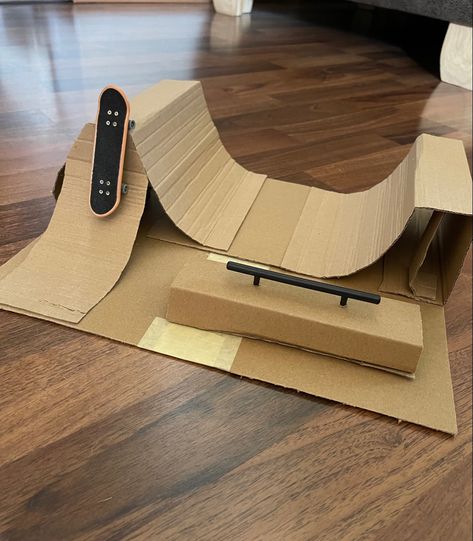 Diy Skate Park, Diy Mini Skate Park, Cardboard Skate Park, Diy Tech Deck Skatepark, Clay Skatepark, Fingerboard Park Diy, Skateboard Craft, Skate Park Design, Skatepark Art