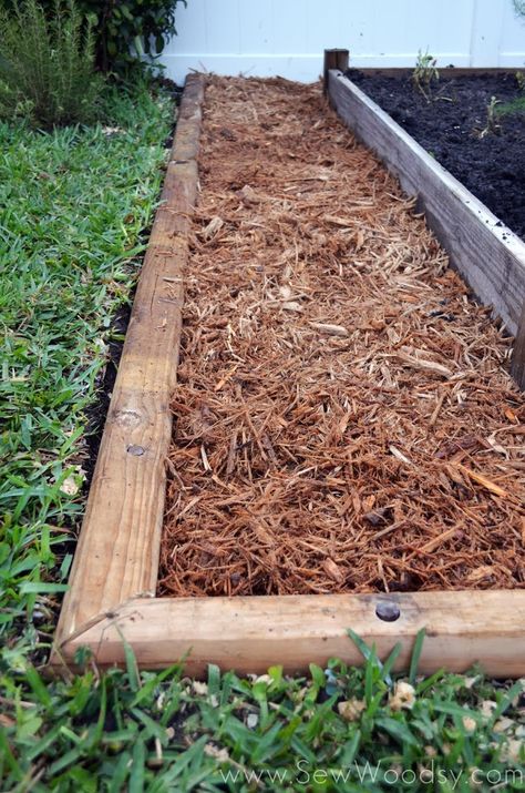 Wood Garden Edging, Fenced Vegetable Garden, Landscape Timbers, Vegetable Garden Tips, Garden Layout Vegetable, Backyard Vegetable Gardens, Diy Gardening, Home Vegetable Garden, Woodland Garden