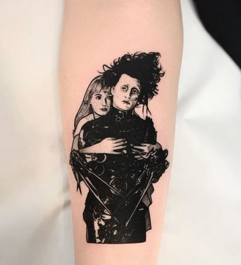 The Craft Tattoo Movie, Tattoos Inspired By Movies, Vintage Clown Tattoo, Carrie Tattoo, American Horror Story Tattoo, Edward Scissorhands Tattoo, Vintage Clowns, Hard Tattoos, Clown Tattoo