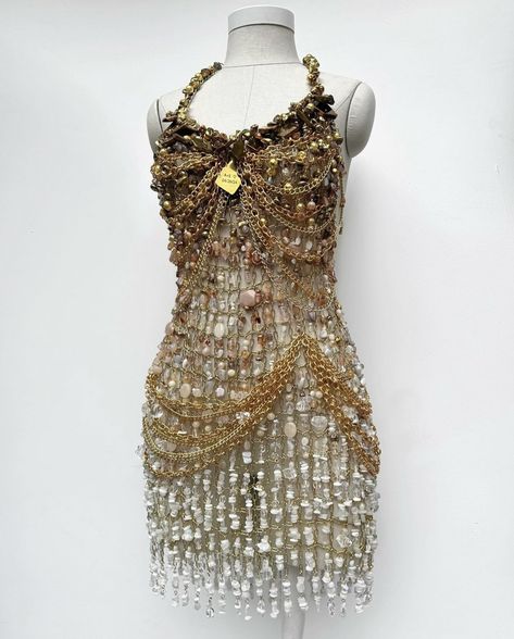 Golden Chain Dress, Sea Dress Aesthetic, Clothing Fonts, Beaded Top Outfit, Textured Fashion, Bead Bra, Met Gala Outfits, 160 Pounds, Sea Dress