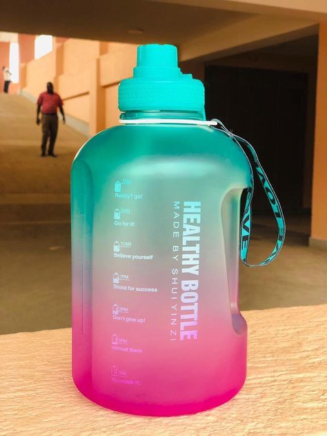 Motivational Bottle, Half Gallon Water Bottle, Stylish Water Bottles, Cute Lunch Boxes, Gallon Water Bottle, Lip Care Routine, Portable Water Bottle, Motivational Water Bottle, Cute School Supplies