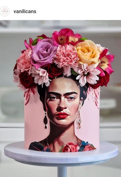 #fridakahlo#fridakahlocake#cake#cakes#cakedecorating# Frida Kahlo Cake, Frida Wedding, Frida Party, Mexican Birthday Parties, Mexican Birthday, Mexican Wedding, Wedding Rehearsal Dinner, Looks Yummy, Yummy Desserts