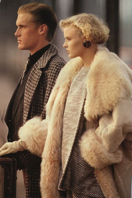 Winter Coat Outfits, Sheepskin Jacket, Coat Outfit, 2024 Style, Sheepskin Coat, Vintage Fur, Vintage Winter, Outfit Winter, Coat Outfits