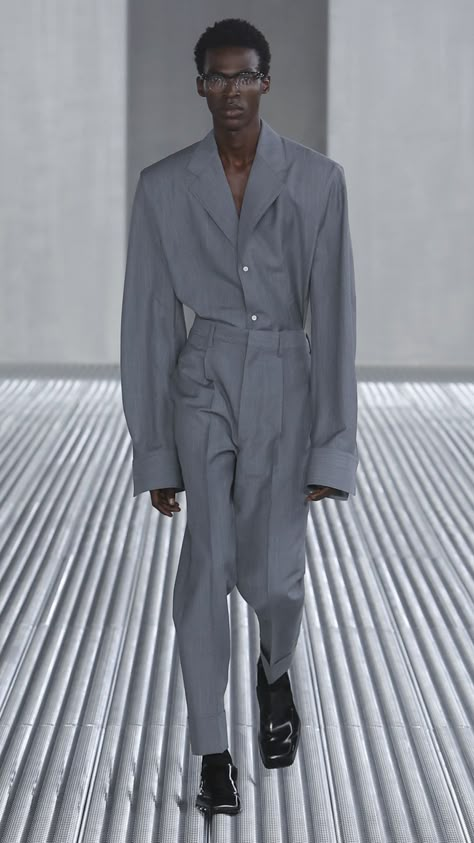 Prada Outfit Men, Prada Ss24, Ss24 Menswear, Saving Inspiration, Prada Suit, Menswear 2024, Finance Bro, Prada Fashion Show, Prada Menswear