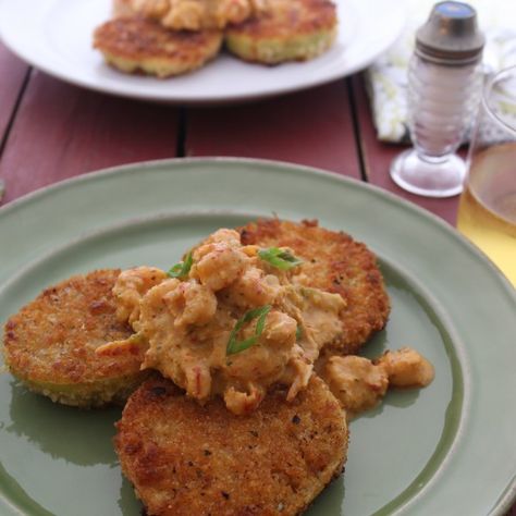 Fried Green Tomatoes With Crawfish in a Warm Remoulade Sauce Crawfish Sauce, Crawfish Recipe, Cajun Dinner, Emeril Recipes, Fried Green Tomatoes Recipe, Famous Chef, Creole Cooking, Cajun Food, Remoulade Sauce