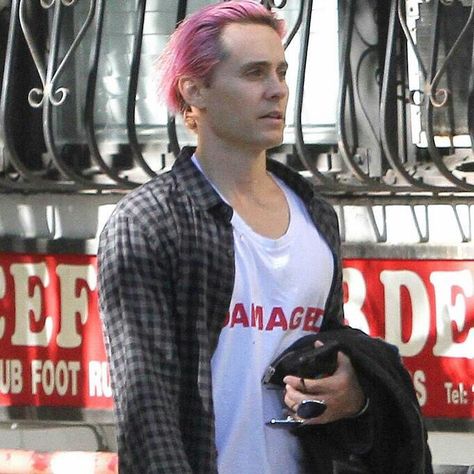 Jared in NYC Jared Leto Pink Hair, Jerad Leto, Thirty Seconds To Mars, Terry Richardson, Lil Boy, Shannon Leto, Pet Peeves, 30 Seconds To Mars, Jared Leto