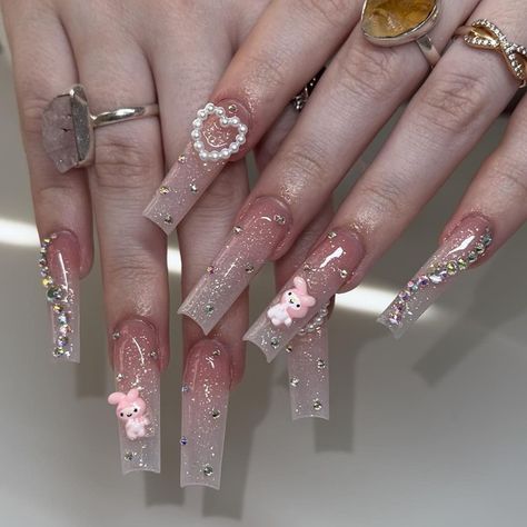 Quinceanera Ideas, Grunge Nails, Colored Acrylic Nails, Dope Nail Designs, Nails Diy, Soft Nails, Unique Acrylic Nails, Manicure Ideas, Top Nail