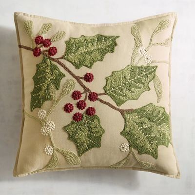 Christmas Tours, Christmas Applique, Leaves Pillow, Holly Leaves, Christmas Cushions, Christmas Pillows, Sewing Pillows, Holiday Pillows, 자수 디자인