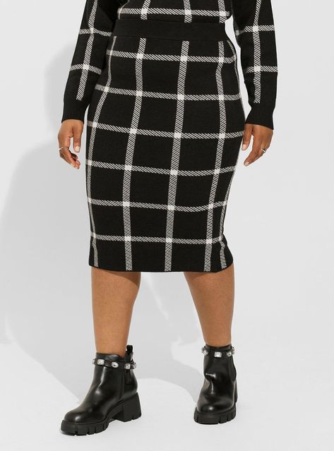 Plaid pencil skirt outfit