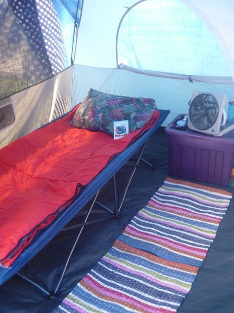 Camping Hacks With Kids, Camping Ideas For Couples, Music Festival Camping, Zelt Camping, Auto Camping, Don Pedro, Camping 101, Camping Cot, Kayak Camping