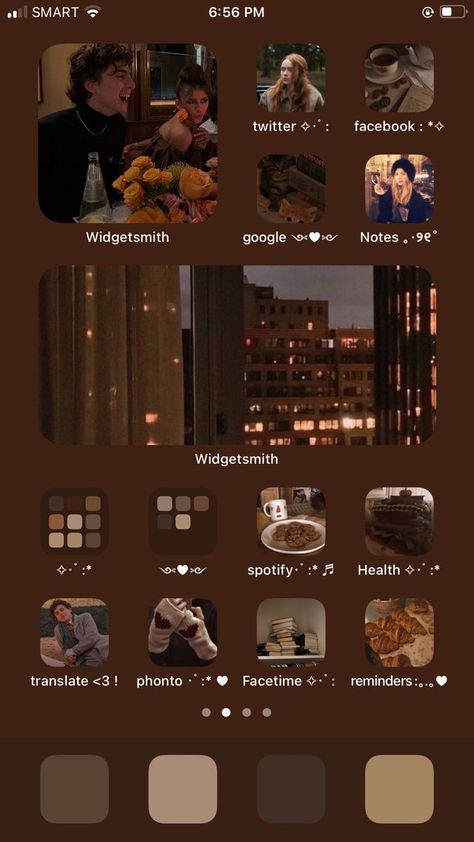 Wallpaller Vintage, Autumn Iphone Home Screen, Autumn Home Screen Ideas, Autumn Ios Layout, Phone Screen Themes, Autumn Ios 16 Wallpaper, Fall Aesthetic Phone Layout, Phone Themes Fall, Autumn Ios Homescreen