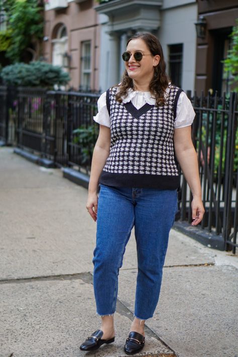 Houndstooth Sweater Vest Sweater Vest Curvy Outfit, Sweater Vest Plus Size Outfit, Sweater Vest Outfit Plus Size, Houndstooth Vest Outfit, Sweater Vest Midsize, Houndstooth Sweater Vest Outfit, Houndstooth Sweater Vest Plus Size, Stretch V-neck Sweater Vest For Layering, How To Style A Sweater Vest