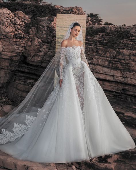 Zuhair Murad Bridal, Dream Wedding Ideas Dresses, Wedding Dress Couture, Couture Wedding, Zuhair Murad, Winter Wedding Dress, Jolie Photo, Stylish Wedding, Lace Wedding Dress