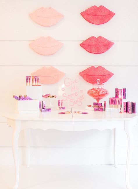 Tassels and Tastemakers Party at Sugarfina -Inspired By This Makeup Birthday Party, Makeup Themes, Theme Party Ideas, New Makeup Ideas, Makeup Organization Diy, Party Setup, Makeup Lips, Makeup Party, Spa Party