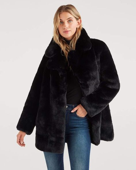 Black Faux Fur Jacket, Long Faux Fur Coat, Fur Fabrics, Pull N Bear, Mother Denim, Black Faux Fur, Pull & Bear, Fur Fashion, Hooded Coat