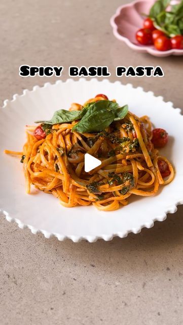 Ayushi Gupta-Mehra on Instagram: "SPICY CREAMY TOMATO BASIL PASTA ! If pasta is your love language, you need to try this, as it’s brimming with a burst of fiery, creamy, juicy flavours . This is one of those recipes that tastes even better than it looks so make it now and I promise you’ll be thanking me later. Full recipe below to serve 2 Cook your pasta of choice. Drain, reserving the pasta water. Heat a generous glug (about 1/4 cup) of olive oil. Sauté 2-3 cloves of finely chopped garlic , until fragrant (yes I forgot to show this in the video). Add a cup of cherry tomatoes. Stir well so the tomatoes are evenly coated and season with chilli flakes, paprika oregano, salt and pepper. Cover and let your “tomato confit” simmer for 5-7 minutes until the tomatoes burst and are beautifully Ayushi Gupta, Creamy Tomato Basil Pasta, Tomato Confit, Oregano Salt, Tomato Basil Pasta, Pasta Water, Basil Pasta, Perfect Pasta, 7 Minutes