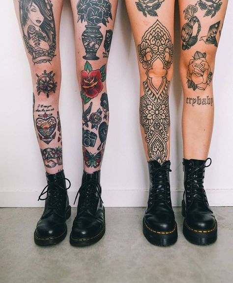 Stay Tattoo, Women With Tattoos, Tato Minimal, Vintage Tattoo Design, Western Tattoos, Old School Tattoo Designs, Leg Tattoos Women, Tattoos Art, Knee Tattoo