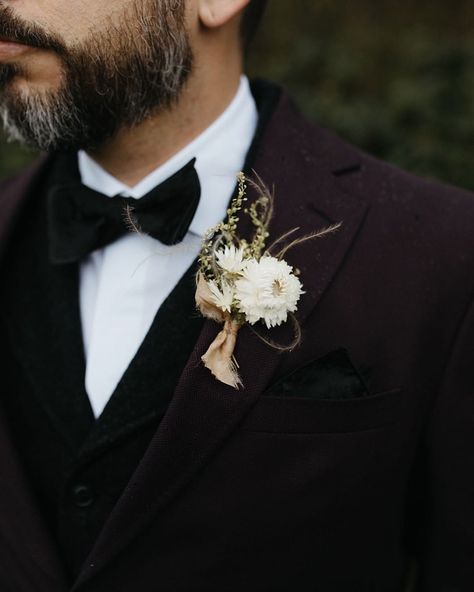 Seattle Wedding Planner on Instagram: “A groom’s visual journey is often overlooked. The most meticulous details are required from suits and ties to pocket squares and…” Groom Suit Ideas, Suits And Ties, Classic Tuxedo, Suit Ideas, Sophisticated Wedding, Groom Outfit, Groom Suit, Seattle Wedding, Pocket Squares