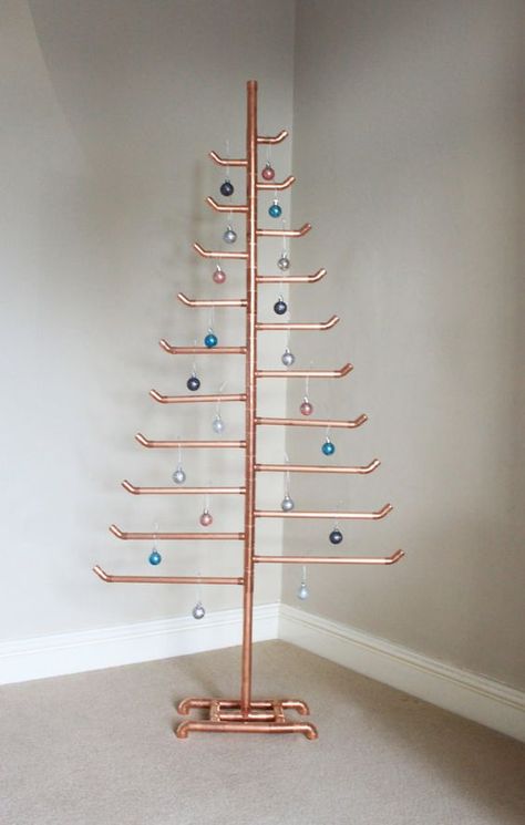 Industrial Christmas Decorations, Diy Copper Decor, Copper Christmas Decor, Copper Ideas, Copper Decoration, Christmas Tree Logo, Whimsical Christmas Decor, Copper Pipes, Copper Christmas