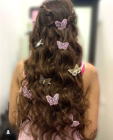 Quinceanera Hairstyles Butterfly, Hairstyles With Butterflies, Ethereal Hairstyles, Flower Hairstyles, Wedding Hairstyles With Flowers, Hairstyles With Flowers, Elegant Prom Hairstyles, Butterfly Hairstyle, Butterfly Hair Accessories