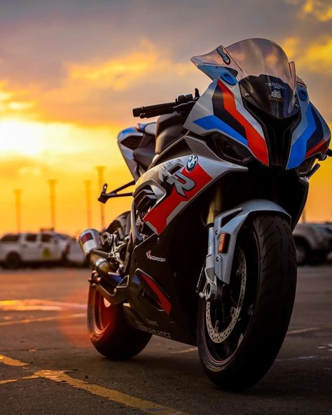 Bmw Motorcycle S1000rr, Xe Ducati, Stylish Bike, Bike Bmw, Motos Bmw, Motorcycle Drawing, Мотоциклы Cafe Racers, Dream Cars Bmw, Motorcross Bike