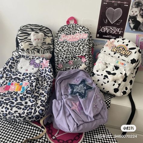 Clear Makeup Bags, Harajuku Fashion Street, Workout Fits, Cute School Supplies, Korean Fashion Dress, Cute Bags, Harajuku Fashion, Lookbook Outfits, Vera Bradley Backpack