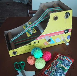 Hearts on Fibre: DIY Cardboard Box Inkle Loom Tutorial Inkle Weaving, Card Weaving, Inkle Loom, Heddle Loom, Tablet Weaving, Diy Weaving, Weaving Loom, Weaving Projects, Diy Cardboard