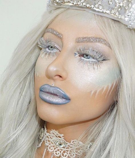 Glam Halloween Makeup, Snow Queen Makeup, Ice Queen Makeup, Ice Queen Costume, Makeup Clown, Glam Halloween, Angel Halloween, Angel Halloween Costumes, Winter Queen