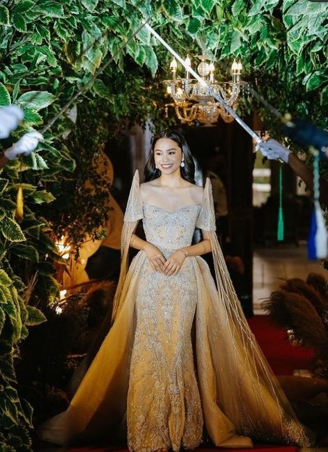 Philippine Wedding Dress, Filipino Debut, Philippines Dress, Modern Filipiniana Gown, Filipiniana Wedding Dress, Filipiniana Wedding Theme, Debut Theme, Debut Gowns, Modern Filipiniana Dress