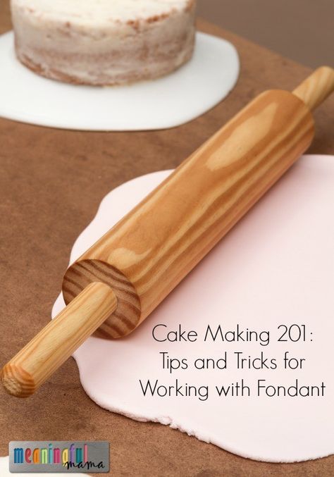 Decorating With Fondant, Fondant Tips, Cakes To Make, Cake Kit, Rolling Fondant, Gateaux Cake, Cake Making, Easy Cake Decorating, Fondant Icing