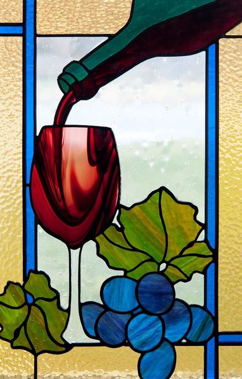 Paint Wine Bottles, Grapes And Wine, Wine Artwork, Diy Stained Glass Window, Glass Painting Patterns, Stained Glass Patterns Free, Modern Stained Glass, Glass Painting Designs, Glass Diy