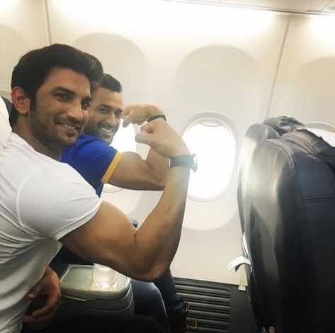 Dhoni And Sushant, M S Dhoni, Ms Dhoni Wallpapers, Sushant Singh Rajput, India Cricket Team, Ms Dhoni Photos, Hd Pic, Dhoni Wallpapers, Cricket Wallpapers