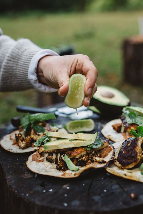 Roasted cauliflower & haloumi toastadas — Sarah Glover Vegetarian Camping Recipes, Meals For The Family, Vegetarian Camping, Open Fire Cooking, Easy Camping Meals, Fire Food, Camping Grill, Fire Cooking, Campfire Cooking