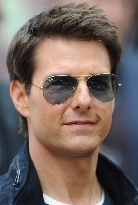 Tom Cruise Maverick Hair, Aviator Glasses Men, Sunglasses 2023, Glasses Design, Shia Labeouf, Logan Lerman, Aviator Sunglasses Mens, Actrices Hollywood, Celebrity Dads