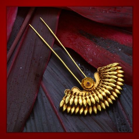 Chudamani Jewellery, Antique Gold Jewelry Indian, Gold Hair Pin, Gold Hair Accessories, Hair Jewels, Gold Necklace Indian Bridal Jewelry, Antique Jewelry Indian, Wedding Jewellery Collection, Antique Gold Jewelry